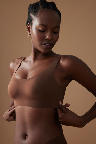 Well-Fitting Bras: A Step-By-Step Guide to Putting on an EB Bra