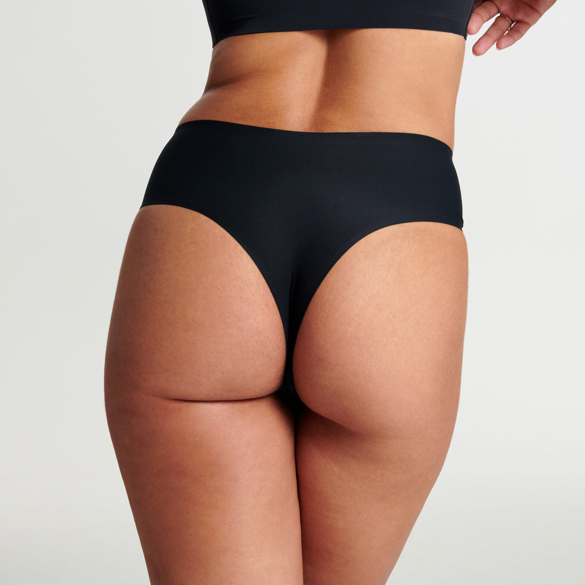 Yunleeb High Waisted Thong No Show Underwear for Women,Seamless High Rise  Panties 4 Pack Mix3 L 