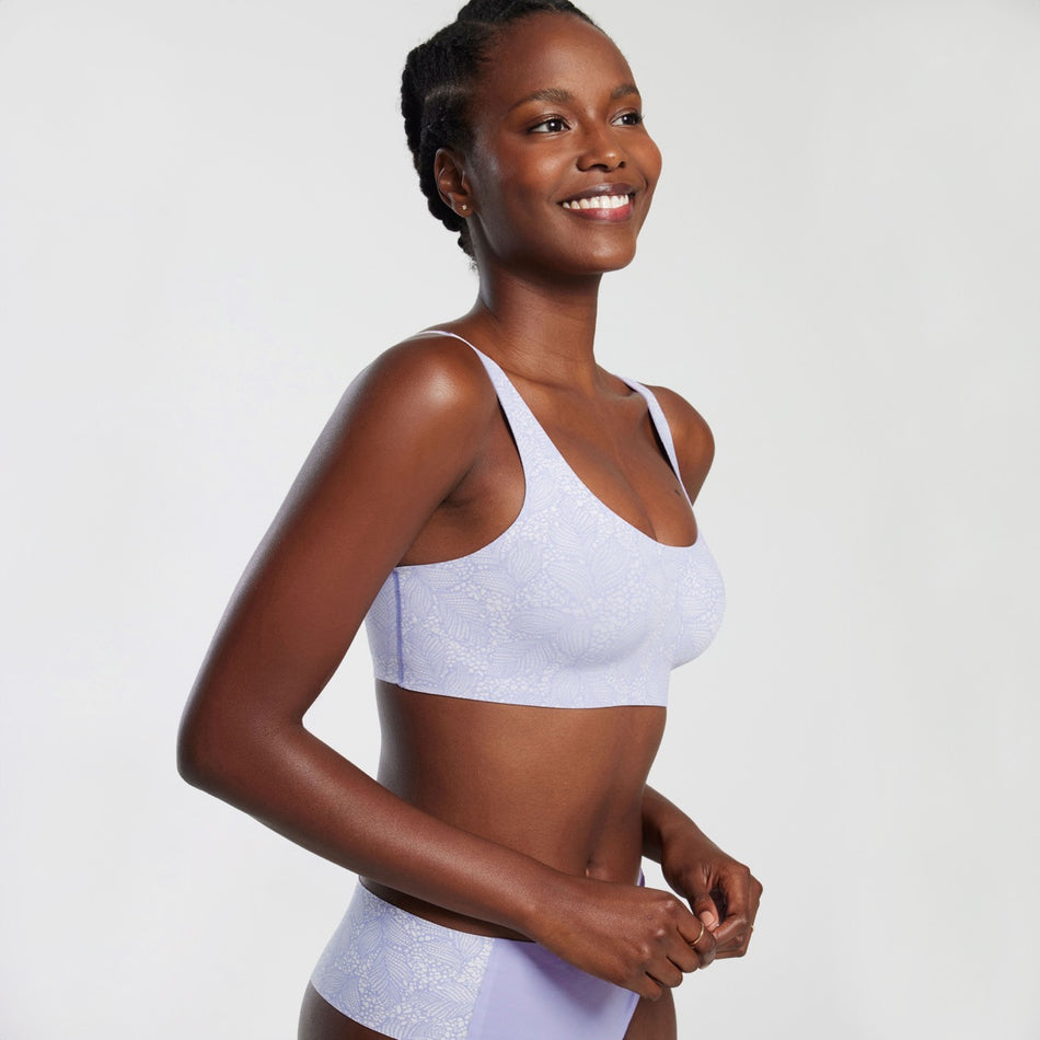 All Color: Moonstone Lace | Low neckline wireless seamless bra