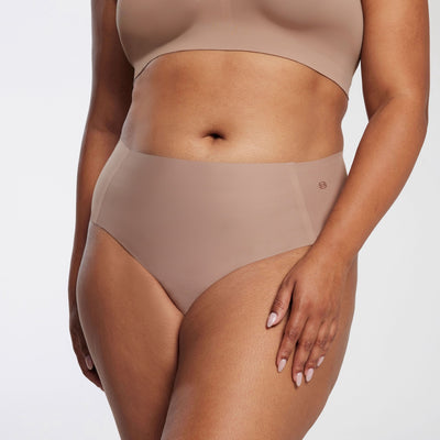 Comfortable Underwear for Women  Smoothing Underwear – Evelyn