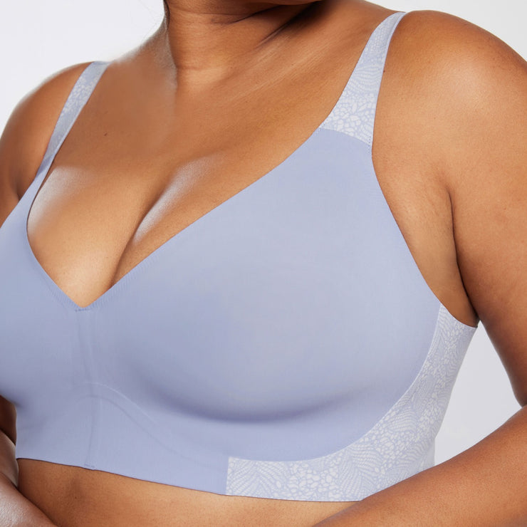 All Color: Moonstone Lace | Low neckline wireless seamless bra