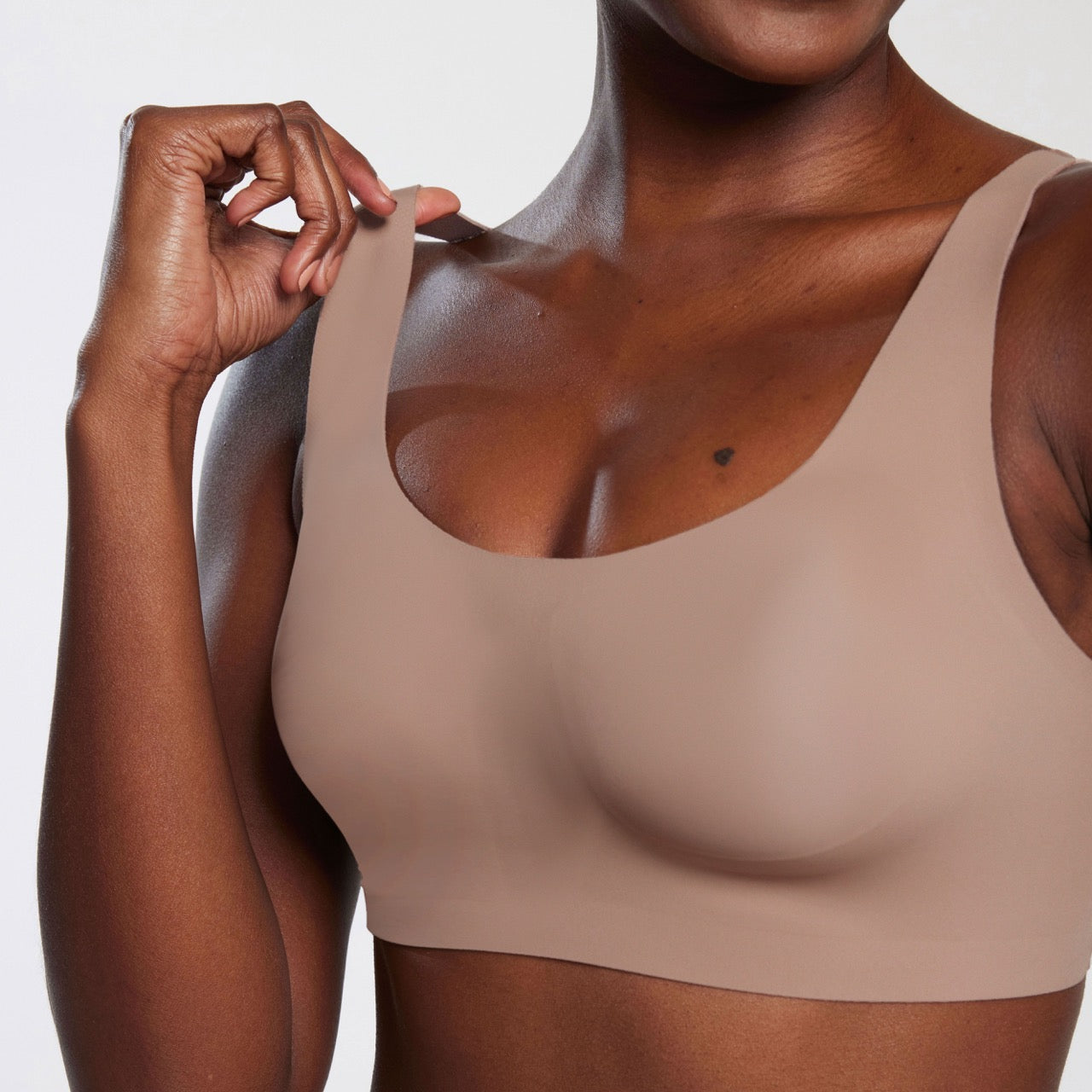 All Color: Willow | wireless seamless bra with scoop neckline