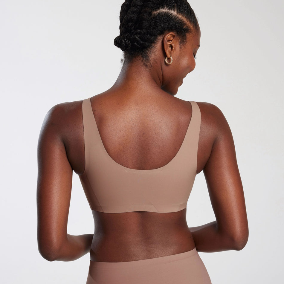 All Color: Willow | wireless seamless bra with scoop neckline