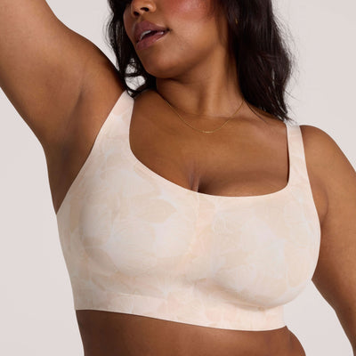All Color: Champagne Ginkgo | Low neckline wireless seamless bra