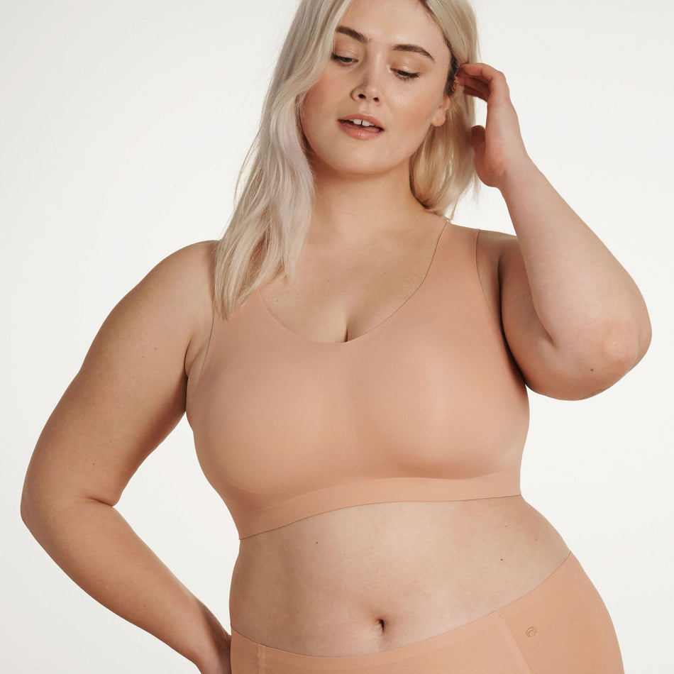 All Color: Himalayan Salt | wireless seamless bra