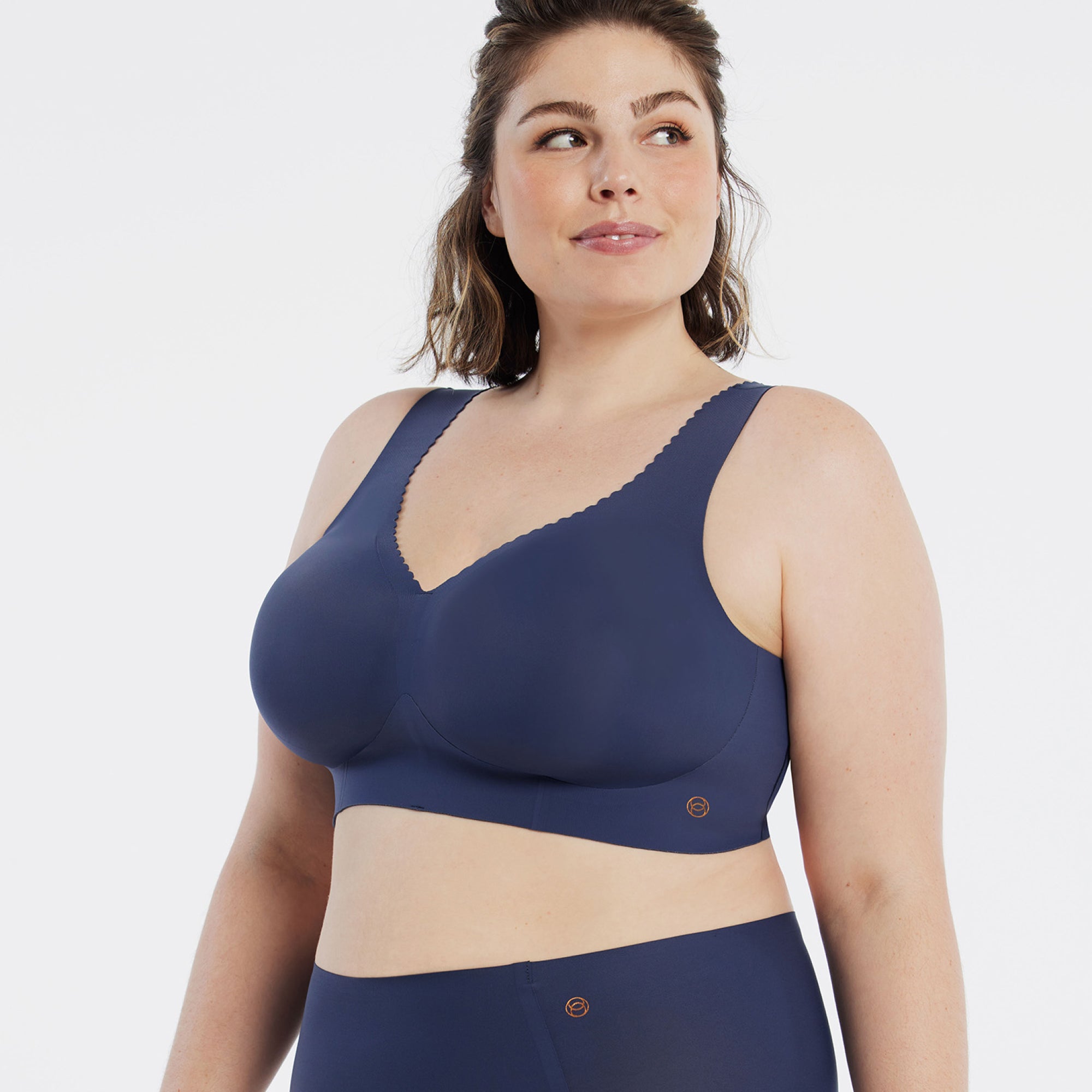 All Color: Midnight Navy | wireless seamless v-neck push up bra