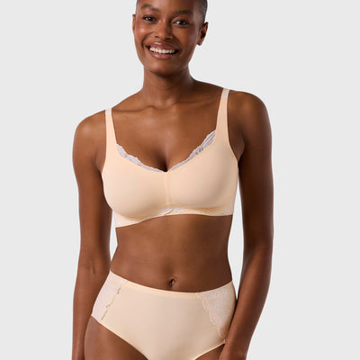 All Color: Peach Rose | Adjustable wireless bra with Lace detail